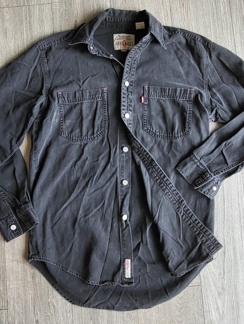 Vintage Levis Red Tab Black Denim Shirt Mens Small Faded Workwear Button Up 90s